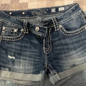 Miss Me shorts size 29